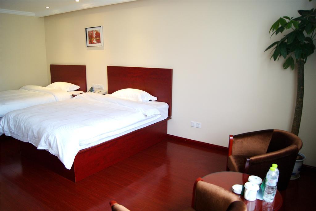 Greentree Inn Yunnan Kunming Chenggong University City Shilin Street Express Hotel Exterior photo